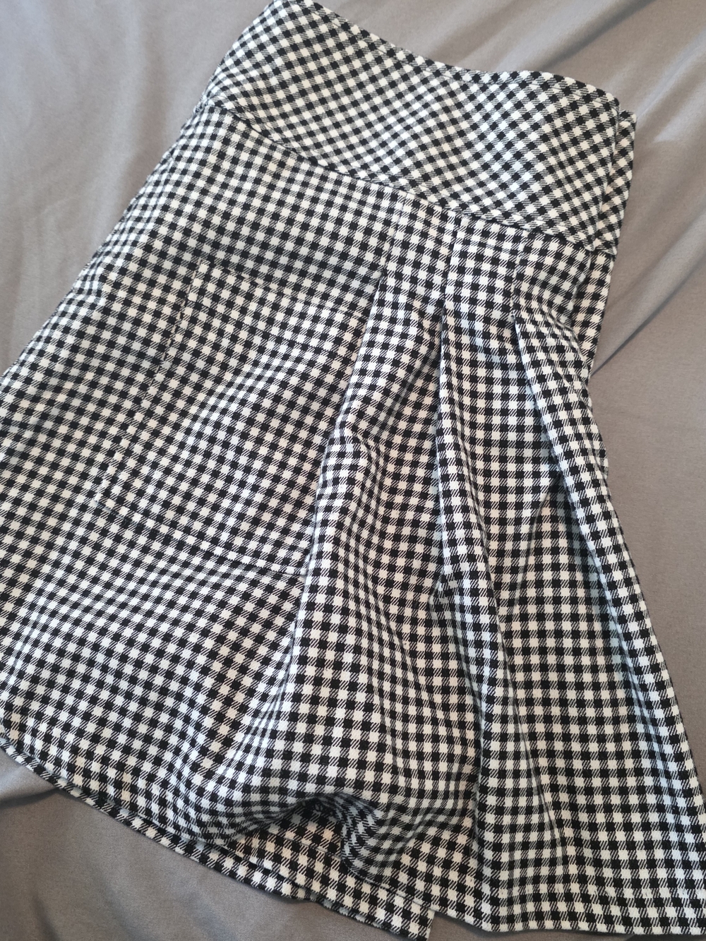 Forever 21 Gingham Flare Mini Skirt - Black & White